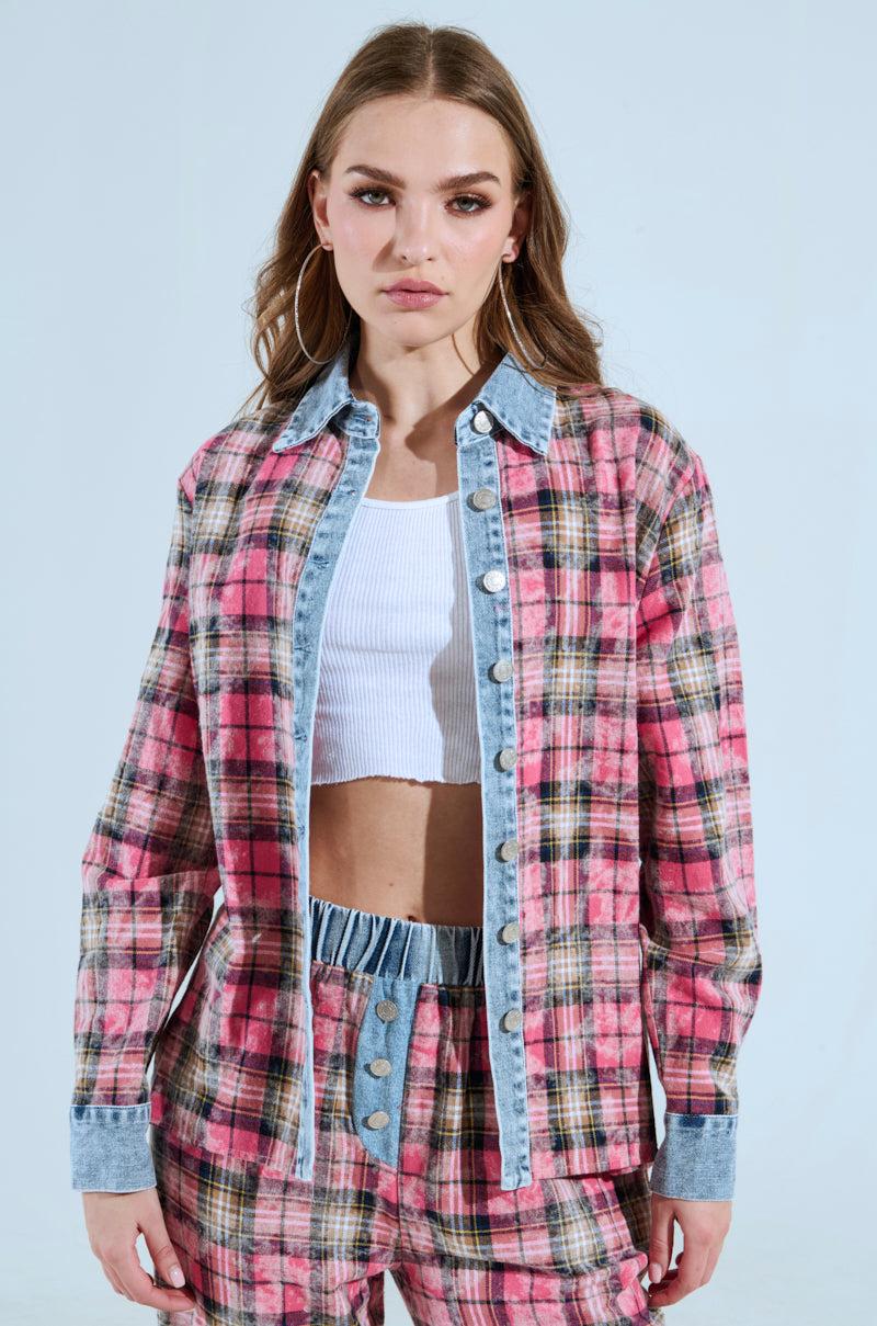 THE ONE BUTTON DOWN TOP Product Image