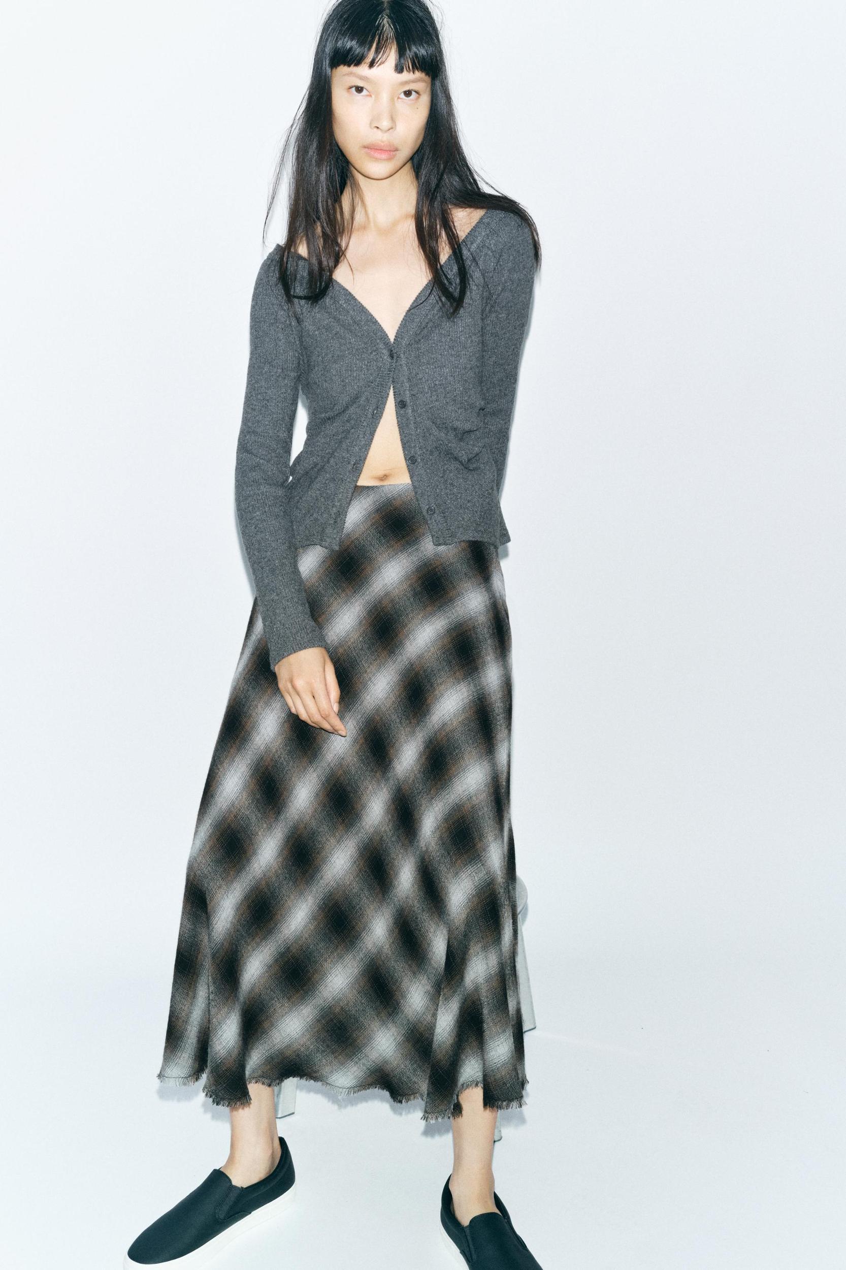 CHECKERED MIDI SKIRT ZW COLLECTION Product Image