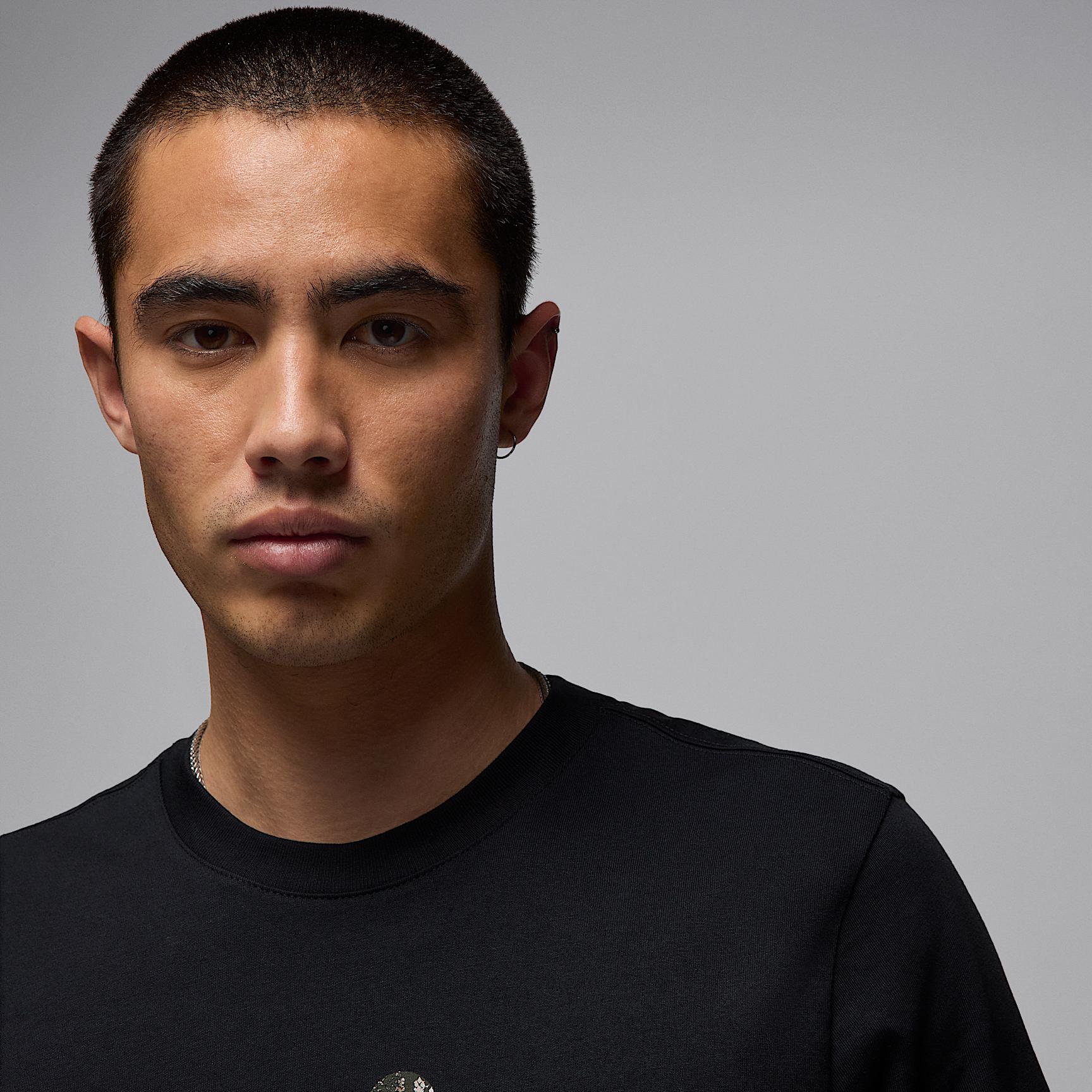 Jordan Sport Men's Dri-FIT T-Shirt Product Image