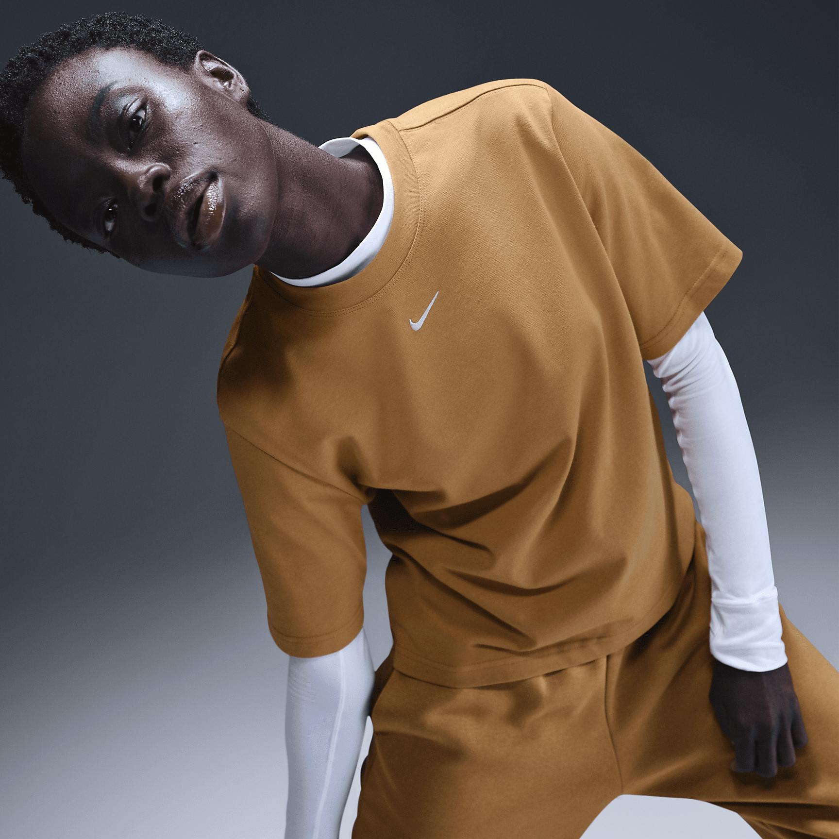 Nike Sportswear Essential Women's Boxy T-Shirt Product Image