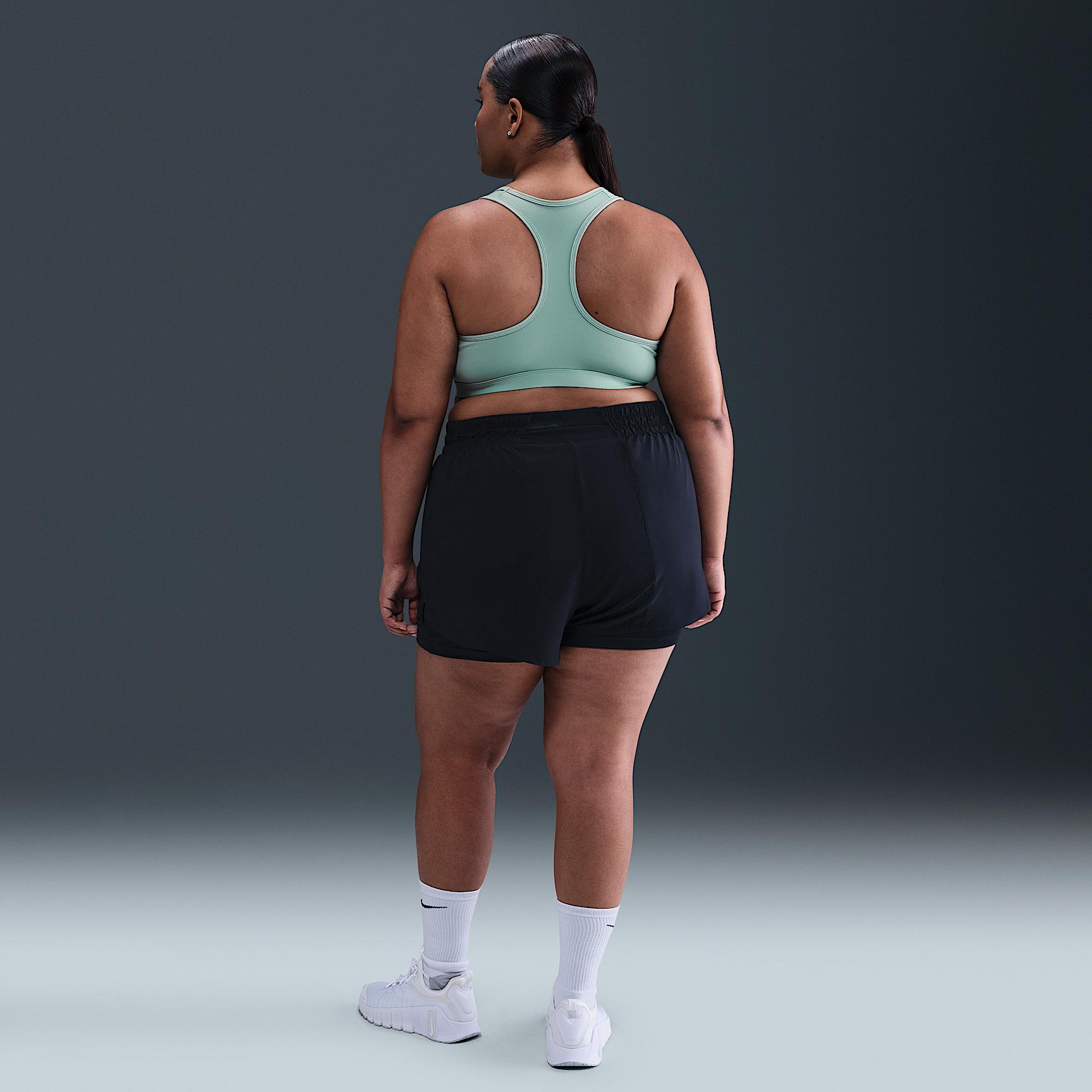 Nike Women's Swoosh Medium Support Padded Sports Bra (Plus Size) Product Image