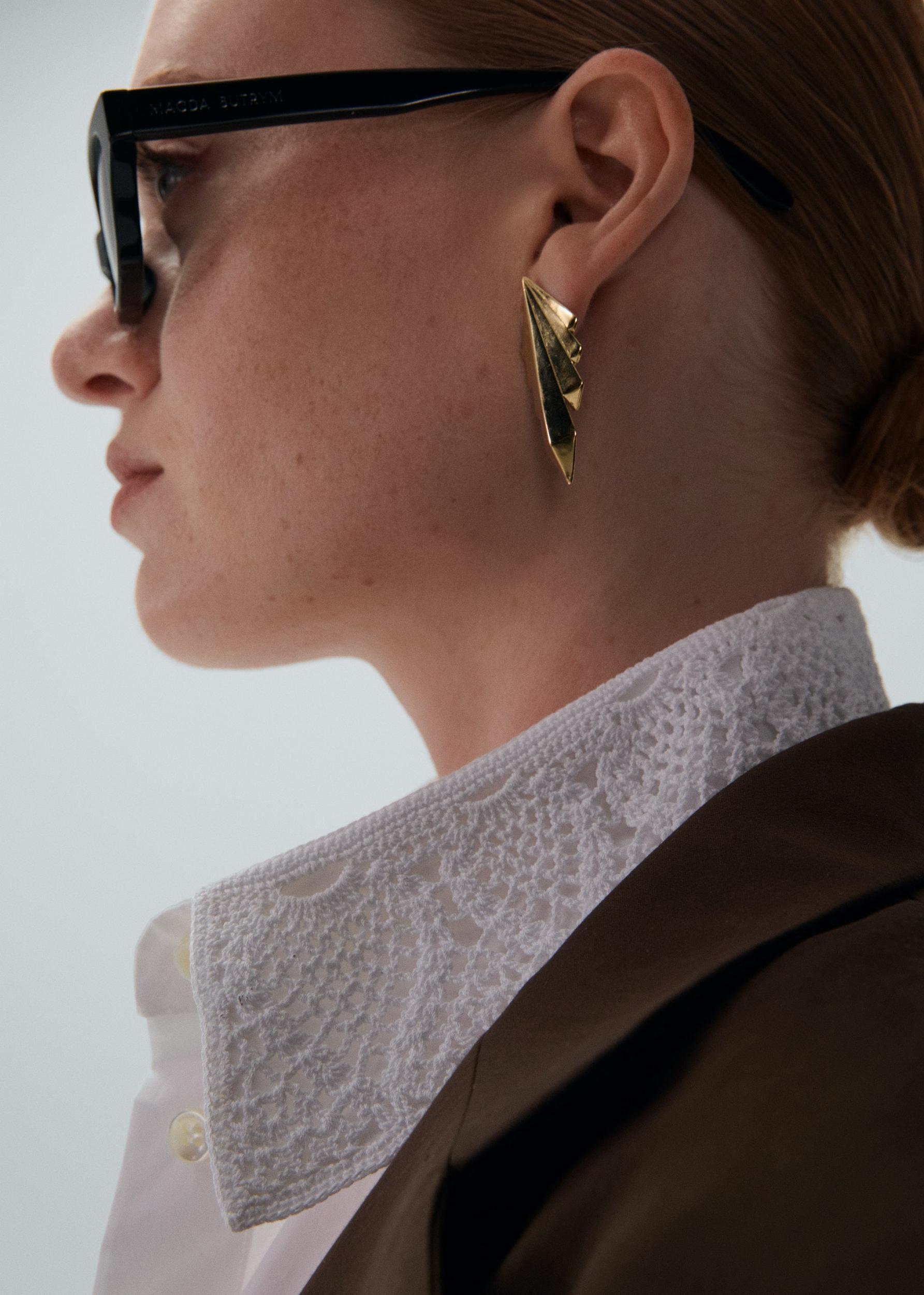 Crochet collar button-up shirt in white Product Image