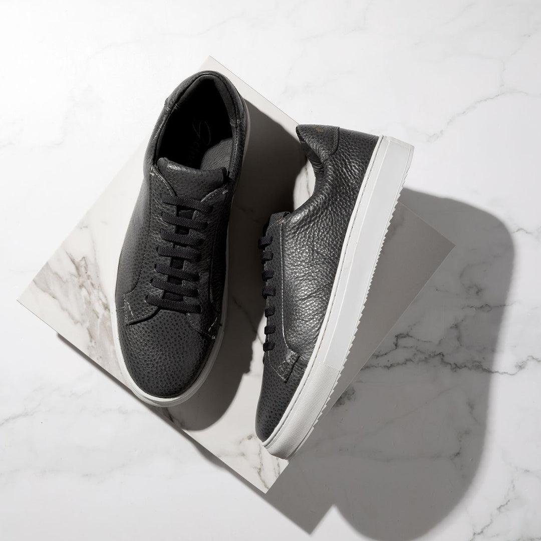 36's Laceless Low Top Product Image