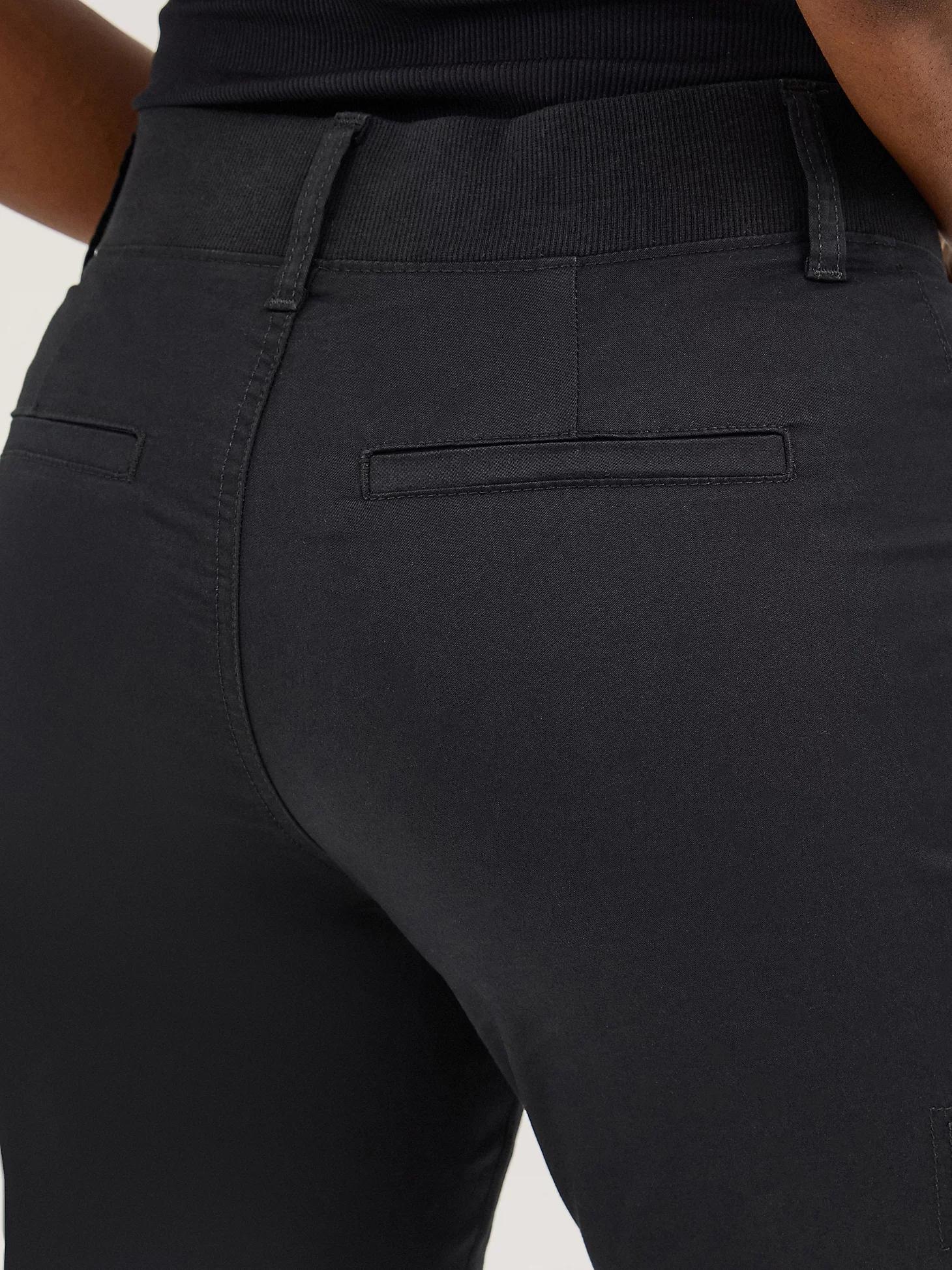 Women’s Relaxed Fit Austyn Cargo Capri | Women's Capris & Crops | Lee® Product Image