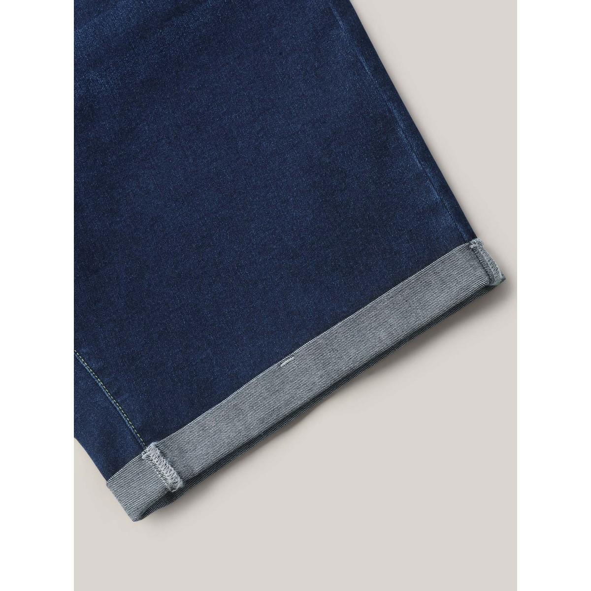 Plus Size Stretchy Skinny-Fit Classic Denim Shorts Women Midblue Medium stretch Casual Slanted pocket Leisure Denim Shorts BloomChic 26/4X Product Image