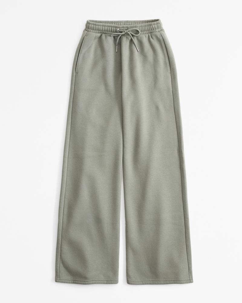 Essential Wide Leg Sunday Sweatpant Product Image