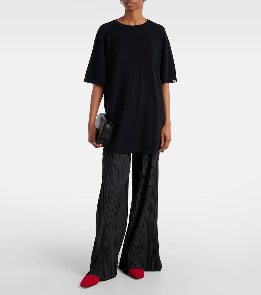 EXTREME CASHMERE N°414 Nick Wool And Cashmere T-shirt In Black Product Image