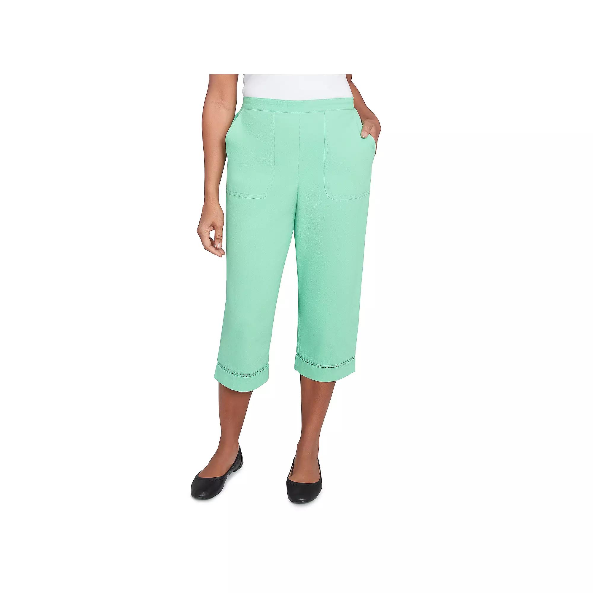 Women's Alfred Dunner Dotted Trim Capri Pants,  Product Image