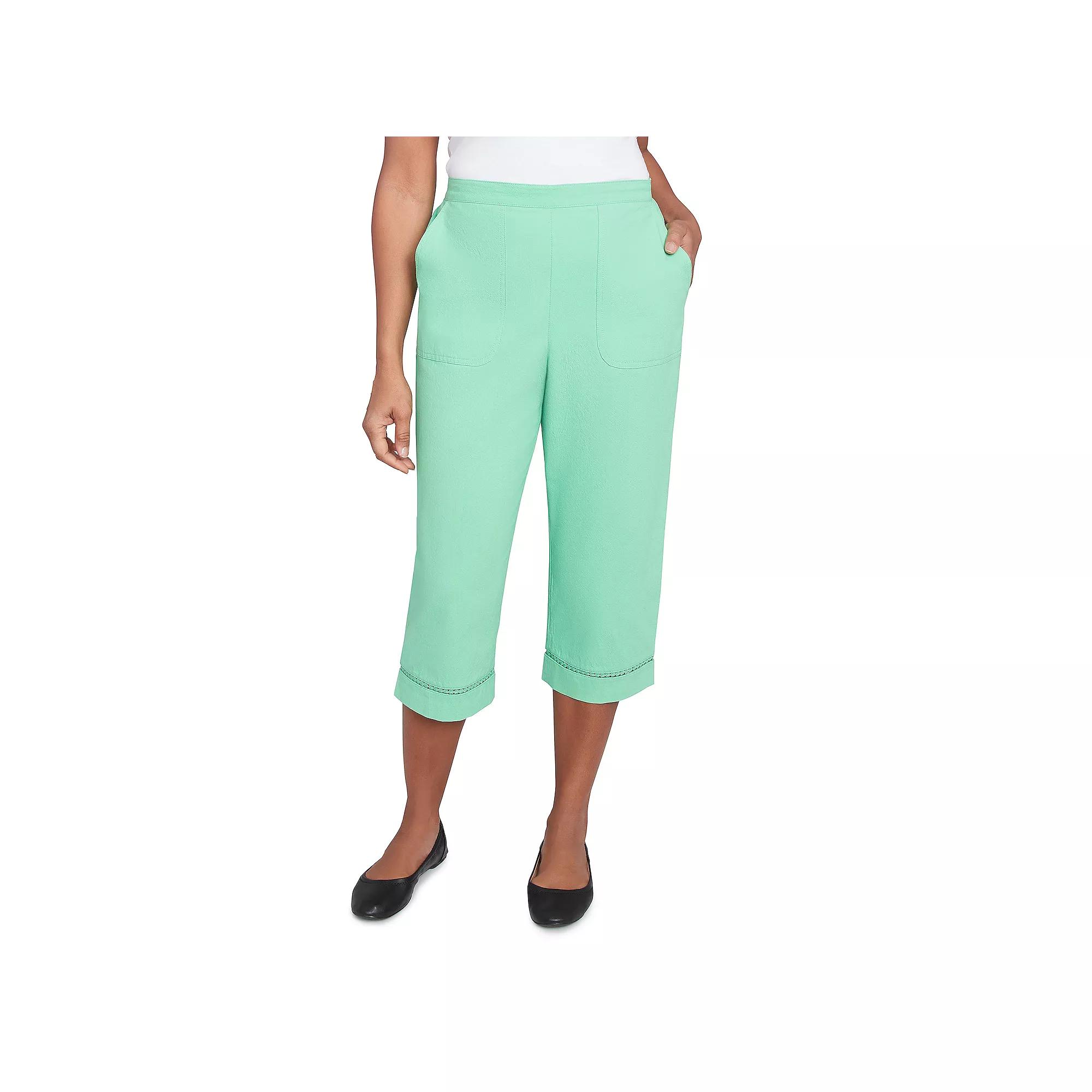 Women's Alfred Dunner Dotted Trim Capri Pants,  Product Image