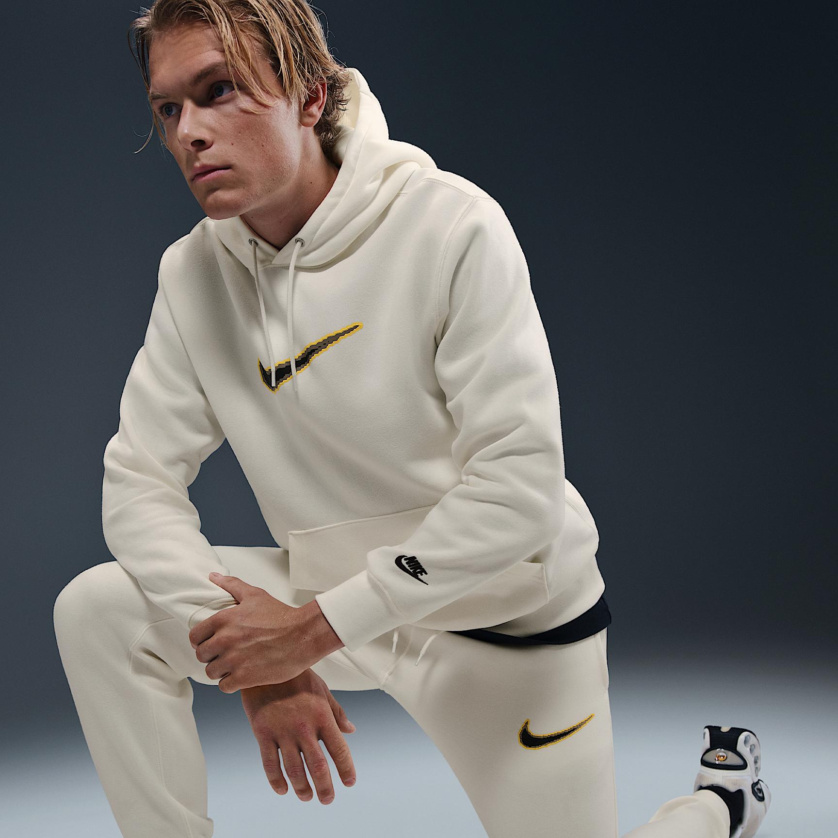 Nike Sportswear Club Men's Fleece Joggers Product Image