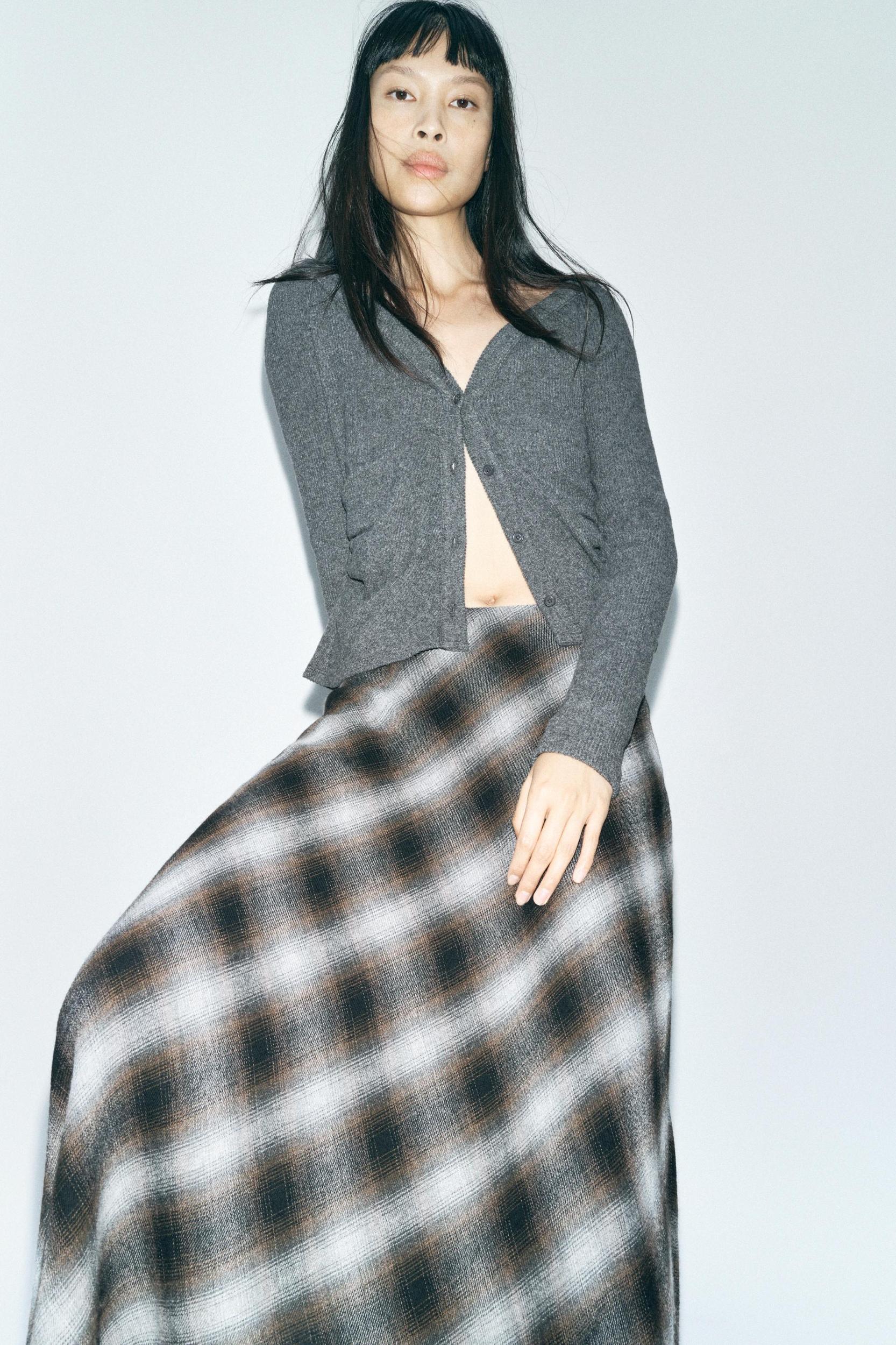 CHECKERED MIDI SKIRT ZW COLLECTION Product Image