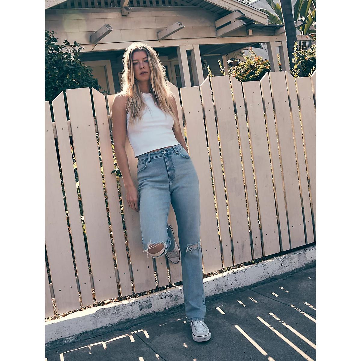 Men's Wrangler Bucking Cowboy Back Graphic T-Shirt in Trenchcoat LLC Product Image