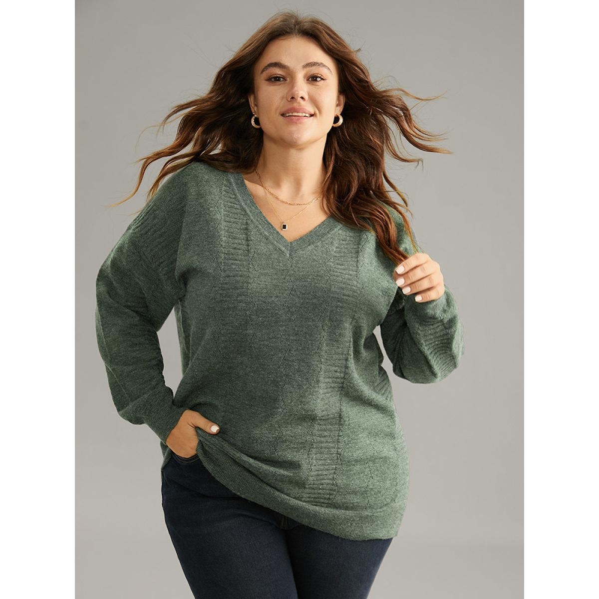 Plus Size Supersoft Essentials Plain Texture V Neck Pullover DarkGreen Women Casual Loose Long Sleeve V-neck Dailywear Pullovers BloomChic 28/5X Product Image