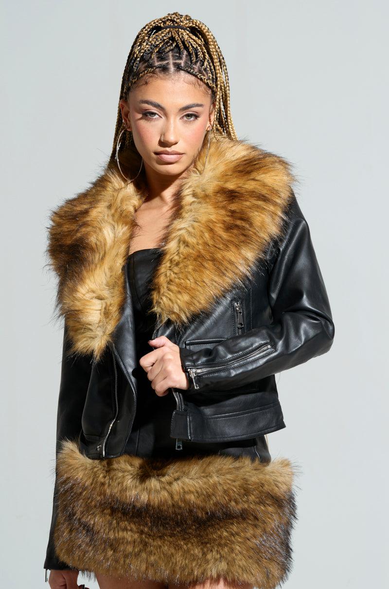 AUSSY FUR COLLAR MOTO Product Image