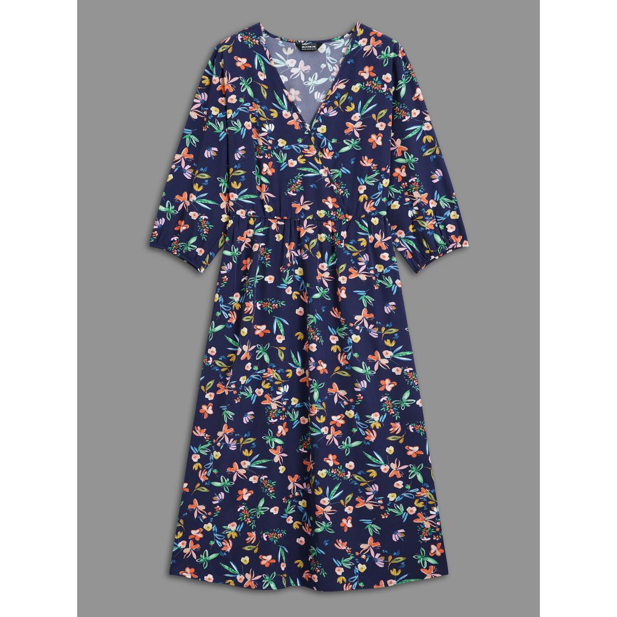 Plus Size Surplice Neck Floral Print Pocket Dress DarkBlue Women Elegant Non Overlap Collar Elbow-length sleeve Curvy BloomChic 28/5X Product Image
