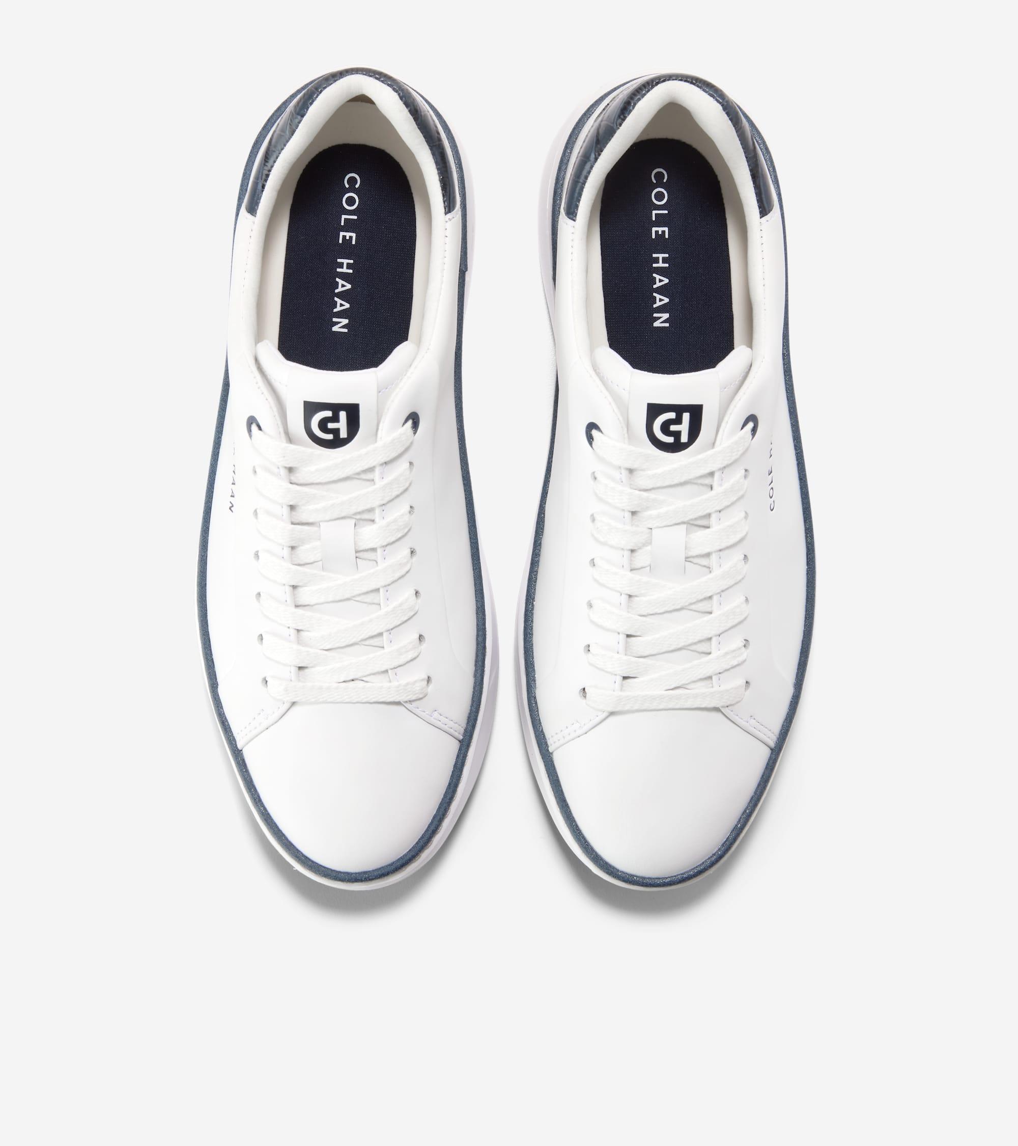 Leather Zip Card Case Product Image