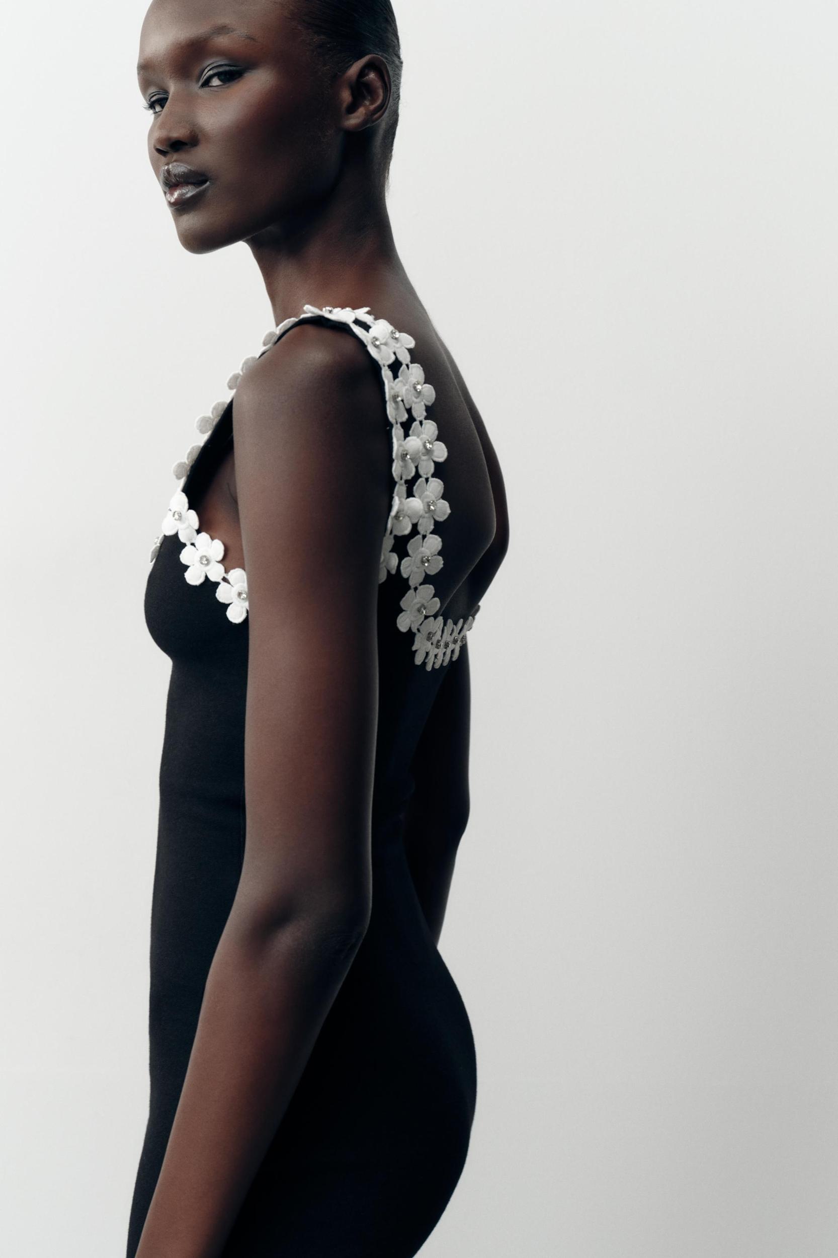 STRETCH DRESS WITH FLOWER HARDWARE Product Image