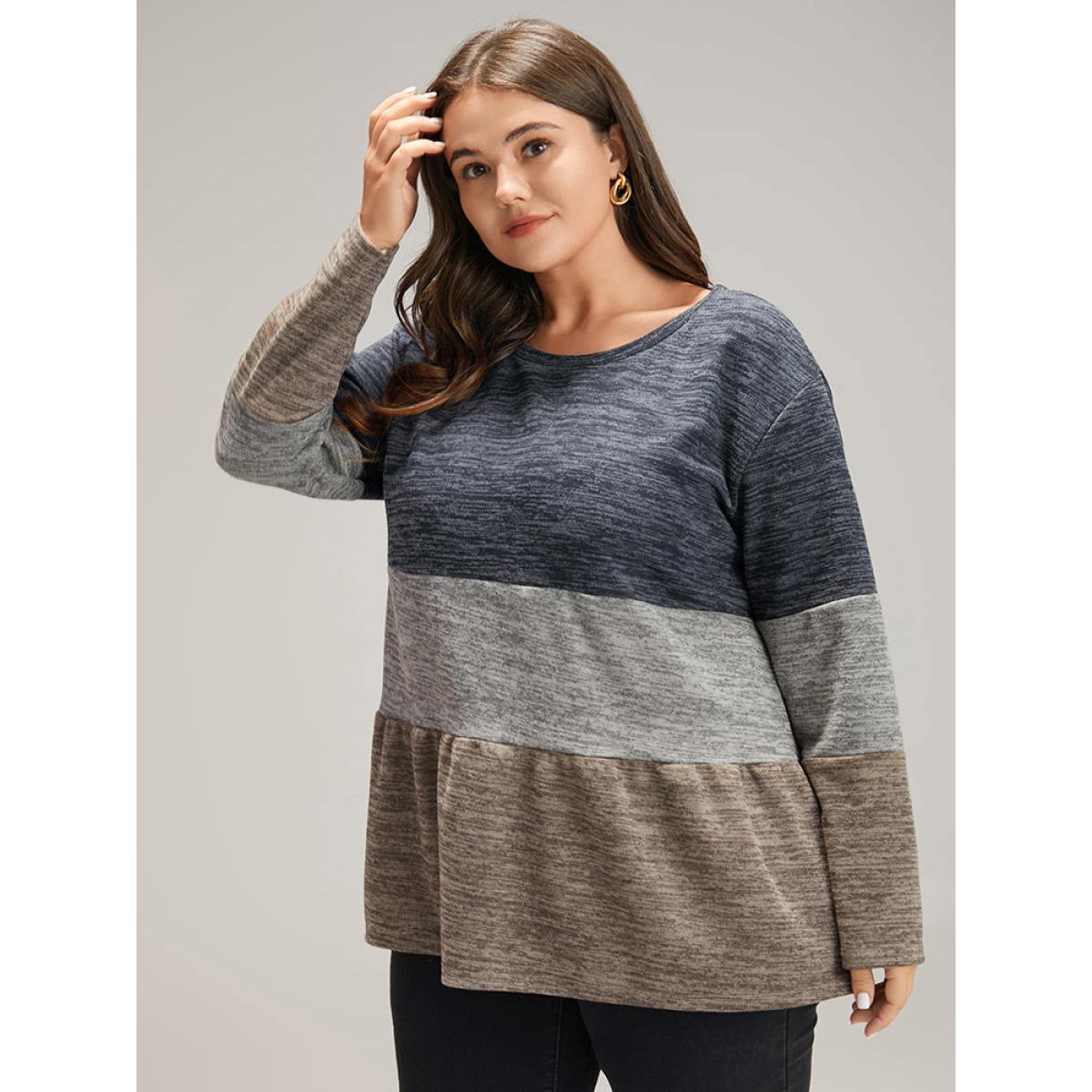 Plus Size Contrast Patchwork Gathered T-shirt Multicolor Women Casual Gathered Plain Round Neck Dailywear T-shirts BloomChic 14-16/1X Product Image