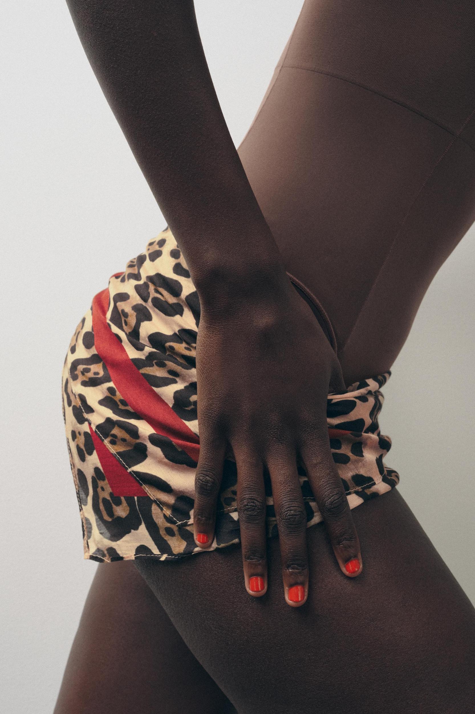 ANIMAL PRINT MODAL SCARF Product Image