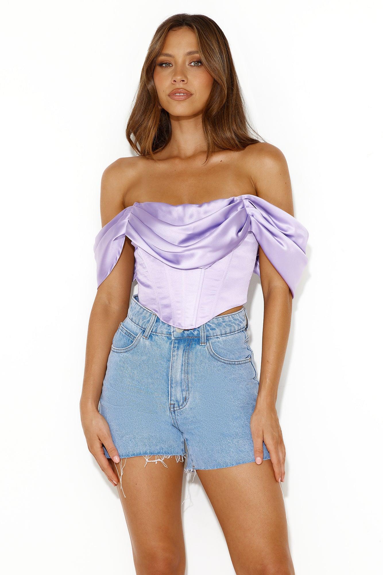 Queen Business Crop Top Lilac Product Image