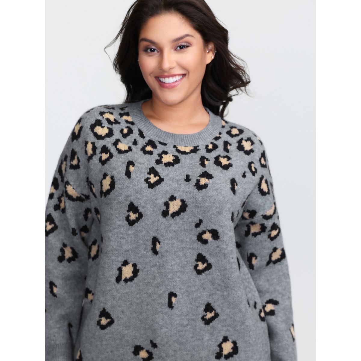 Plus Size Leopard Pattern Jacquard Ribbed Hem Pullover DarkGray Women Leisure Loose Long Sleeve Round Neck Casual Pullovers BloomChic 26/4X Product Image