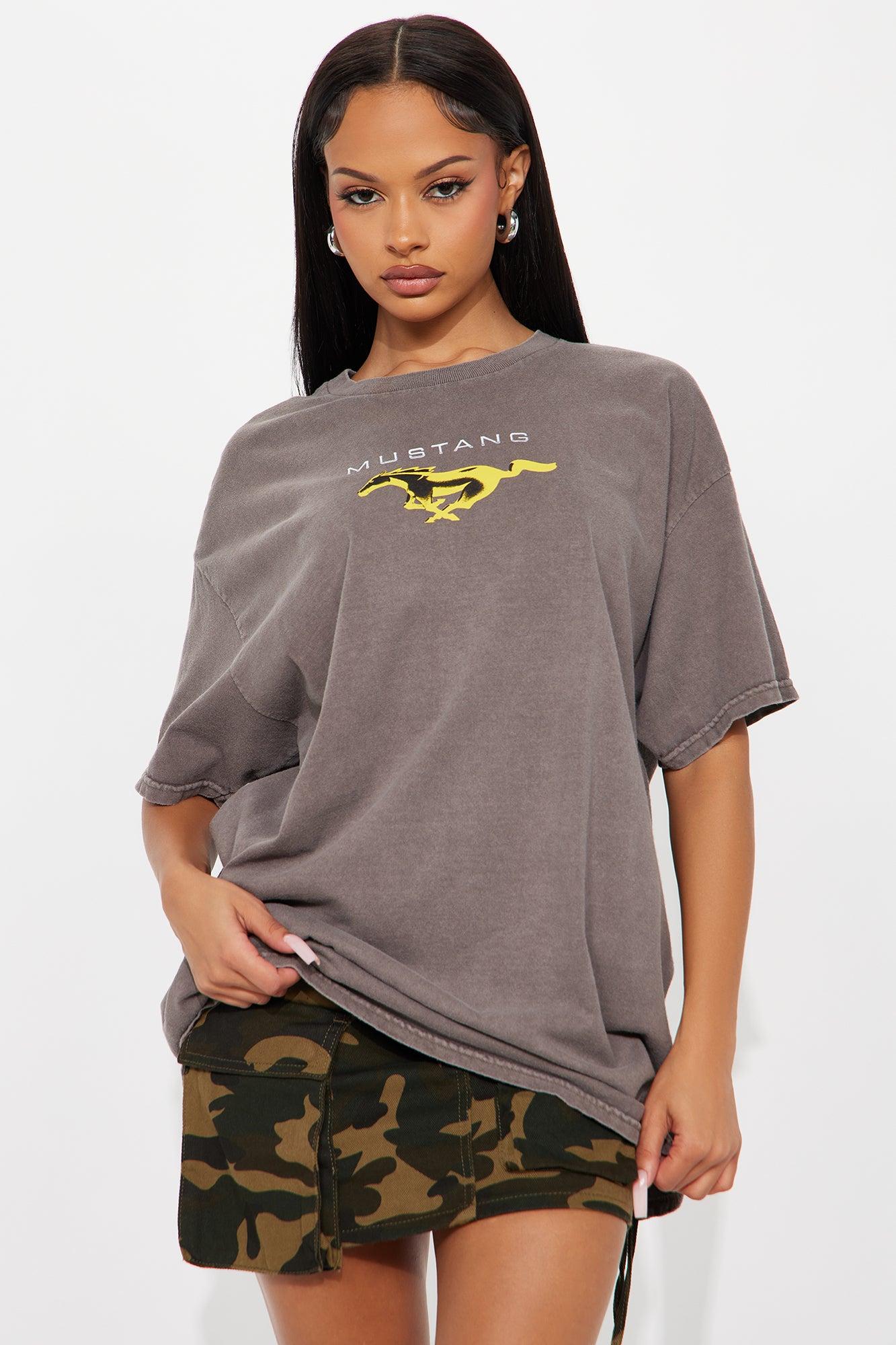 Mustang Washed Front and Back Graphic Tee - Brown Female Product Image