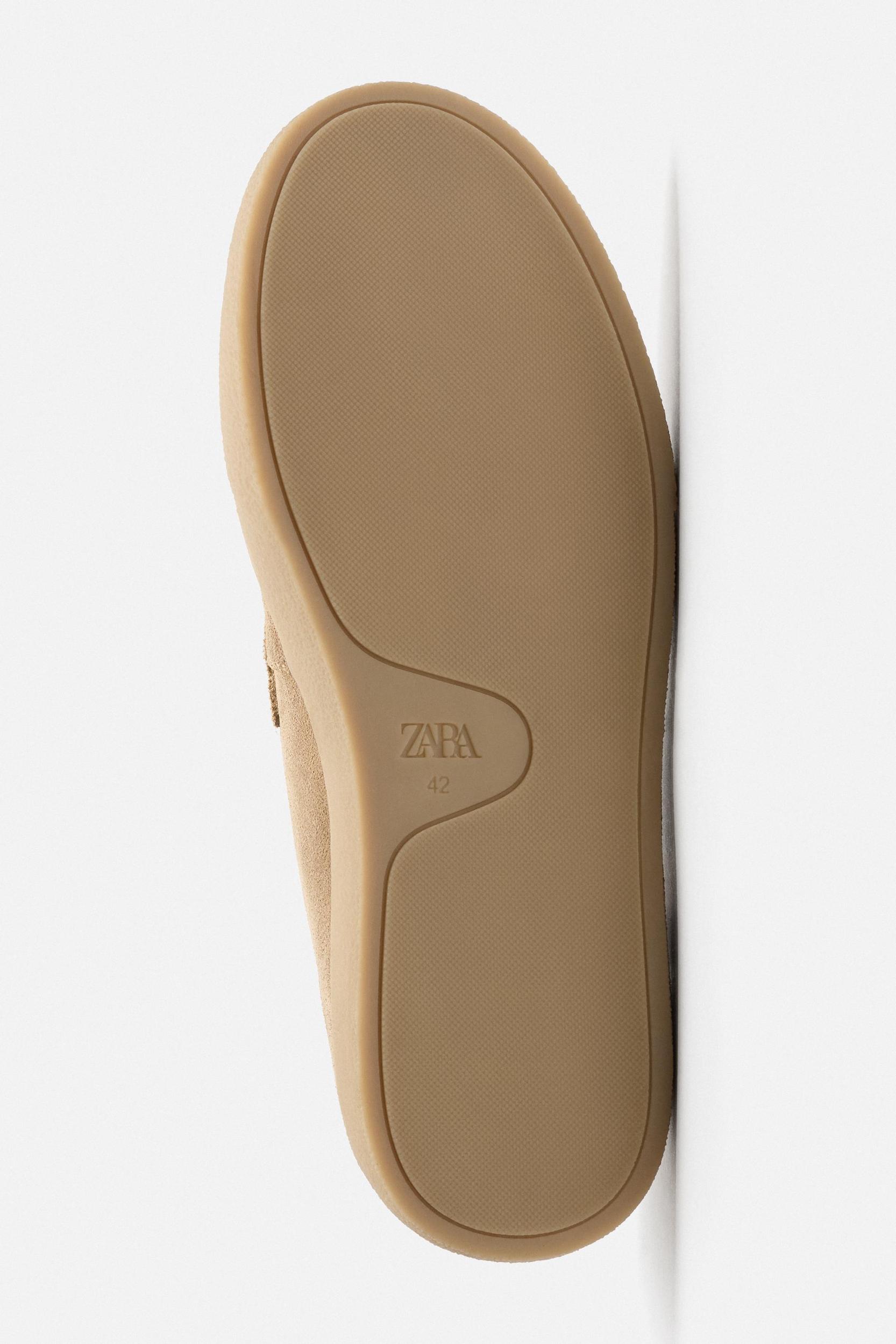 CASUAL LEATHER LOAFERS Product Image