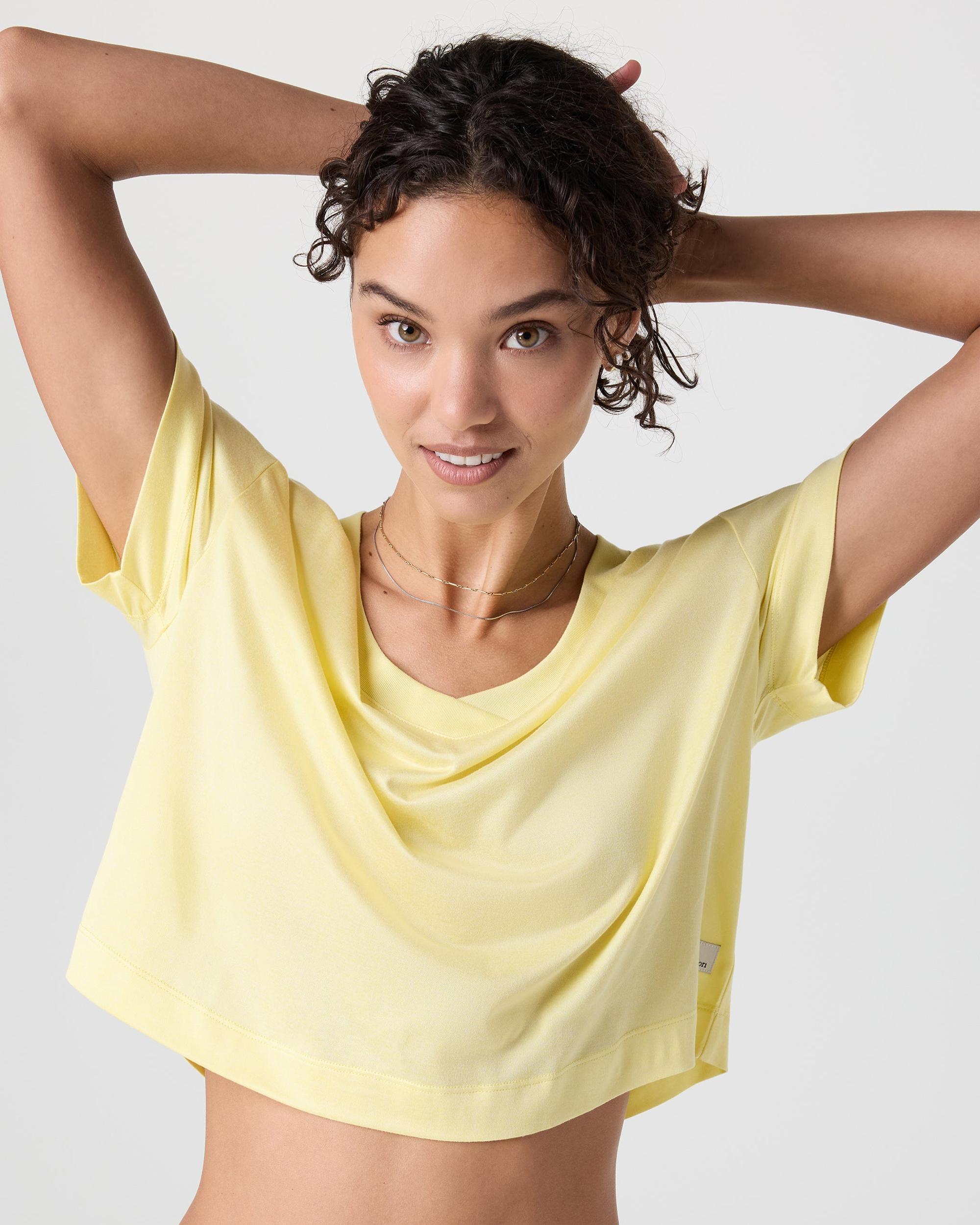 Short Sleeve Energy V-Neck Tee Product Image