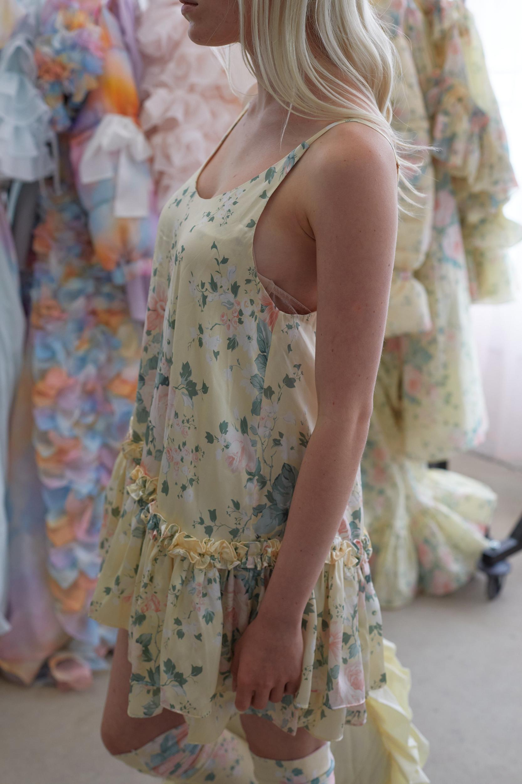 The Fantasy Antique Slip Product Image