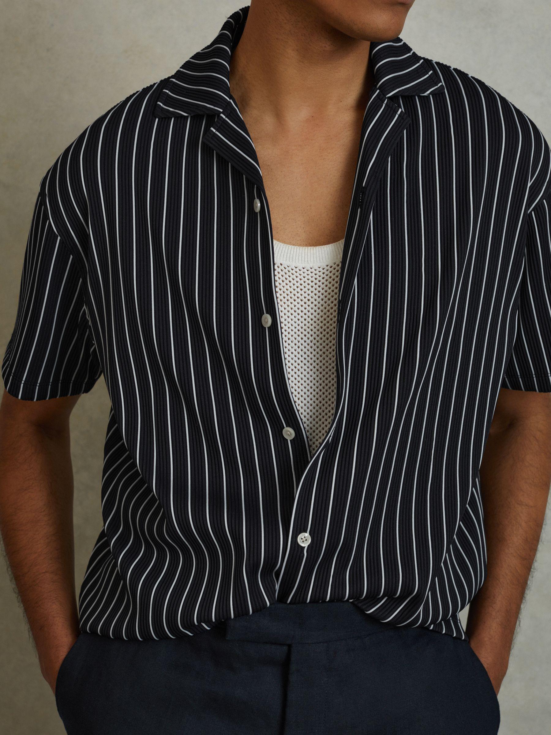 Ribbed Striped Cuban Collar Shirt in Navy/White Product Image