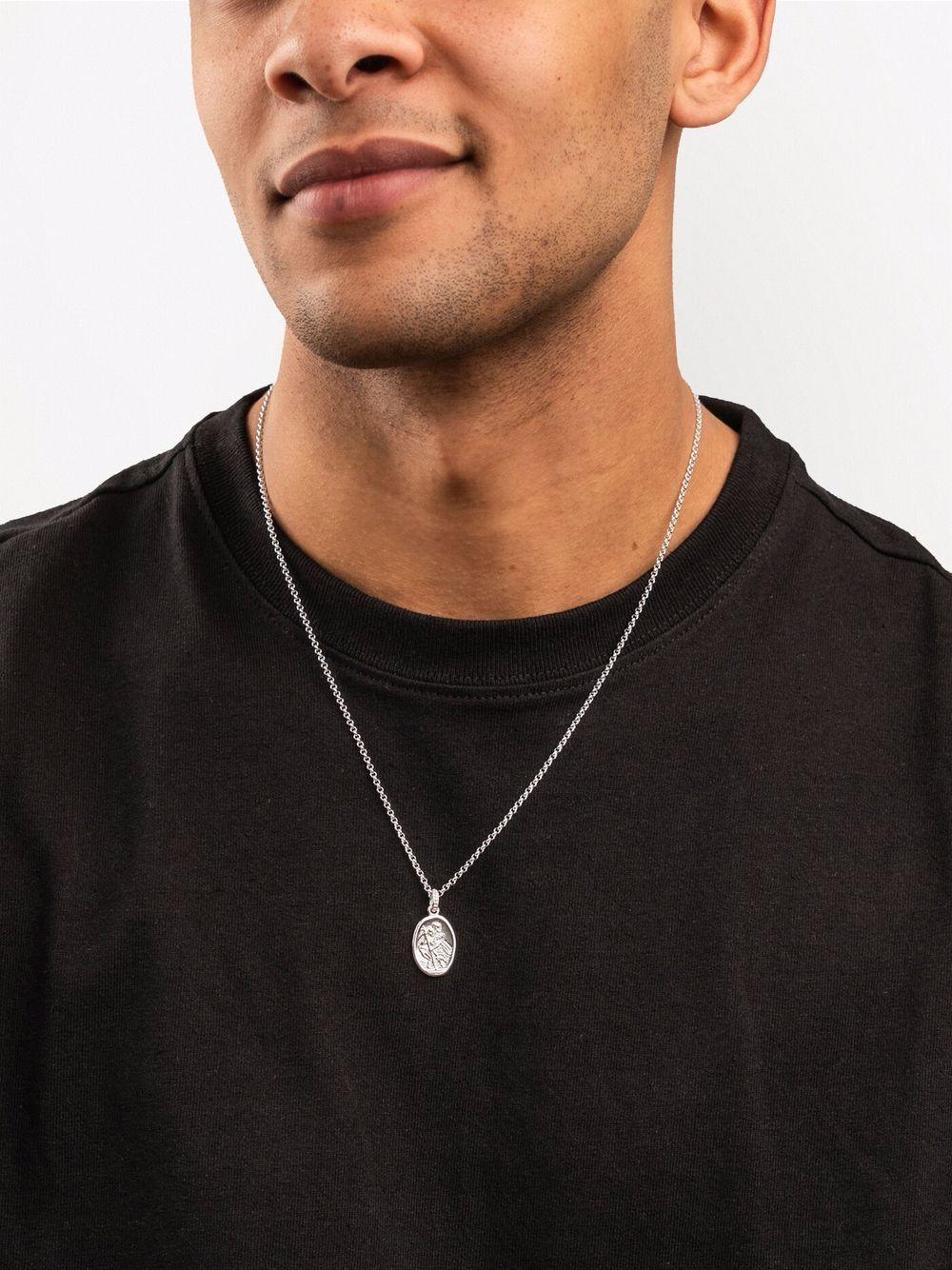 chain-link pendant necklace Product Image