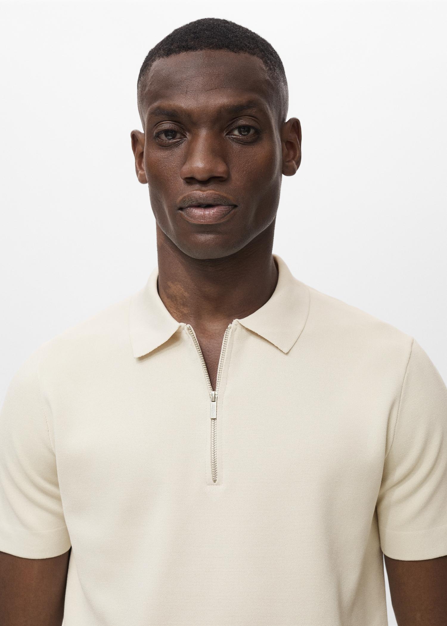 COOLMAX® fine-knit polo shirt with zipper - Men | MANGO USA Product Image