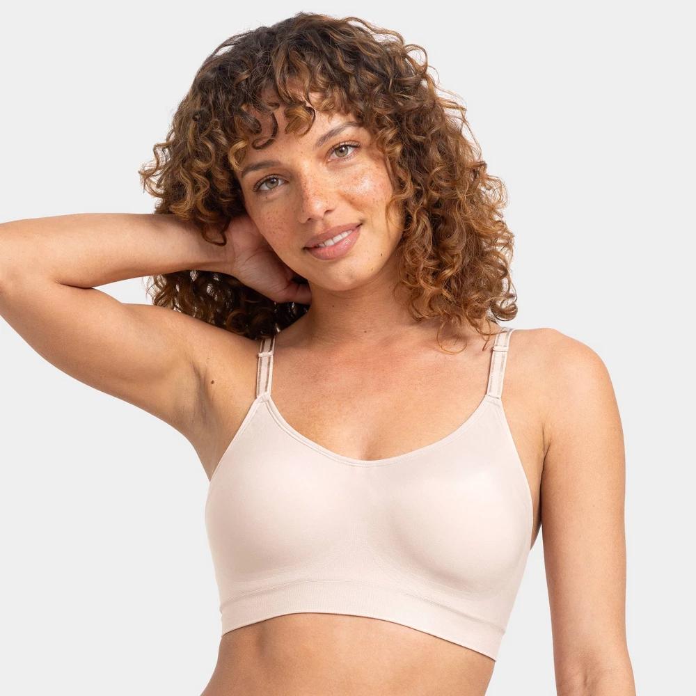 Fruit of the Loom Women's 360° Stretch Seamless Smooth Support Wireless Bra - Black XL Product Image