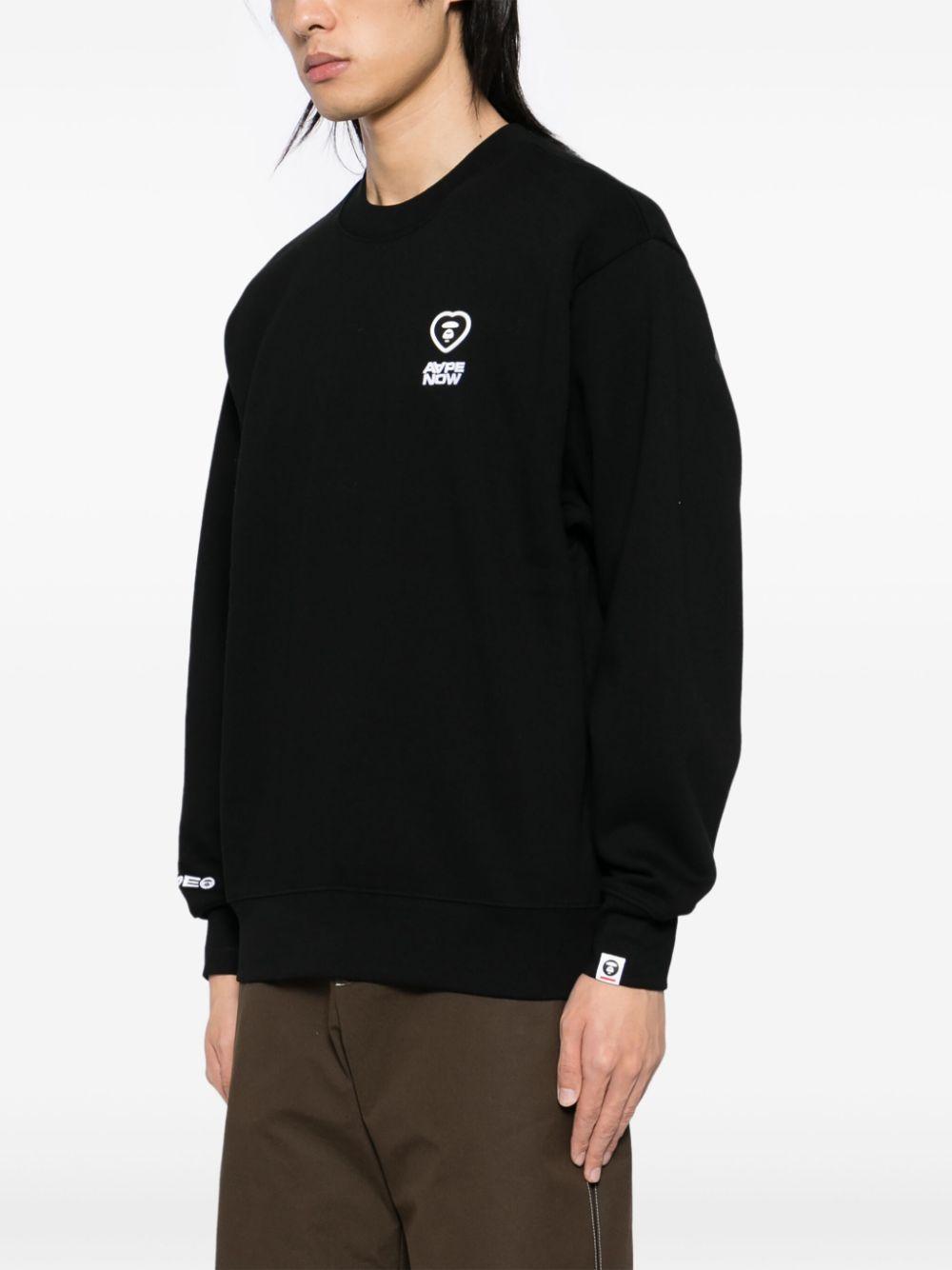 logo-patch crew-neck sweatshirt Product Image