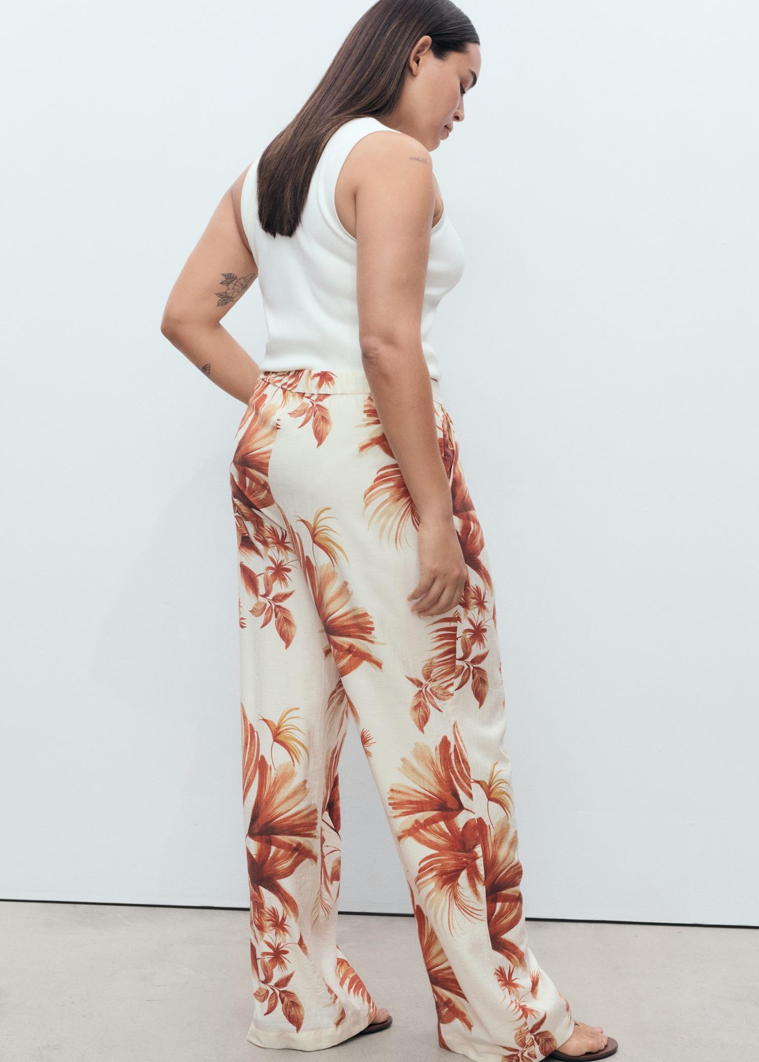 Flowing palm-tree print pants - Women | MANGO USA Product Image