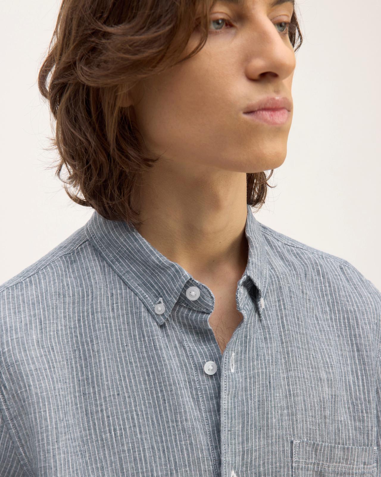 Mens Classic Short-Sleeve Shirt in Linen by Everlane Product Image