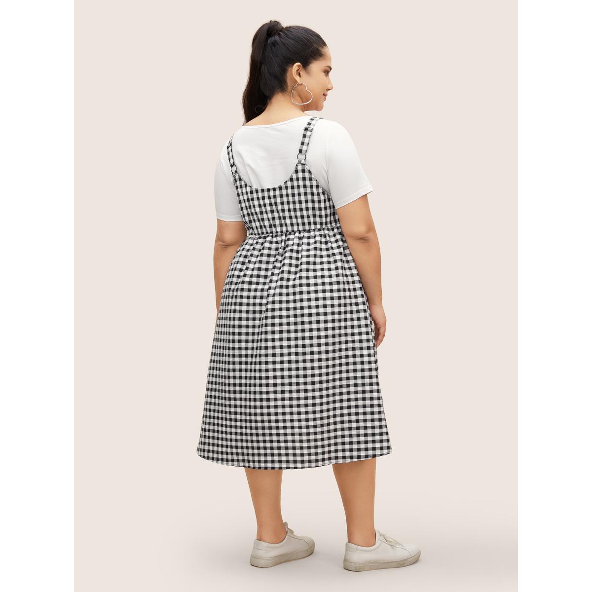 Plus Size Round Neck Gingham Adjustable Straps Dress Black Women Casual Gathered Round Neck Sleeveless Curvy BloomChic 30/6X Product Image