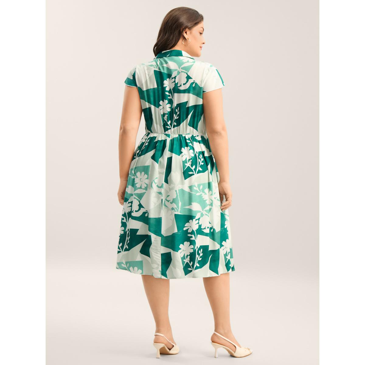 Plus Size Serene Floral Print Pockets Midi Dress Emerald Women Shirt collar Short sleeve Curvy BloomChic 14-16/1X Product Image