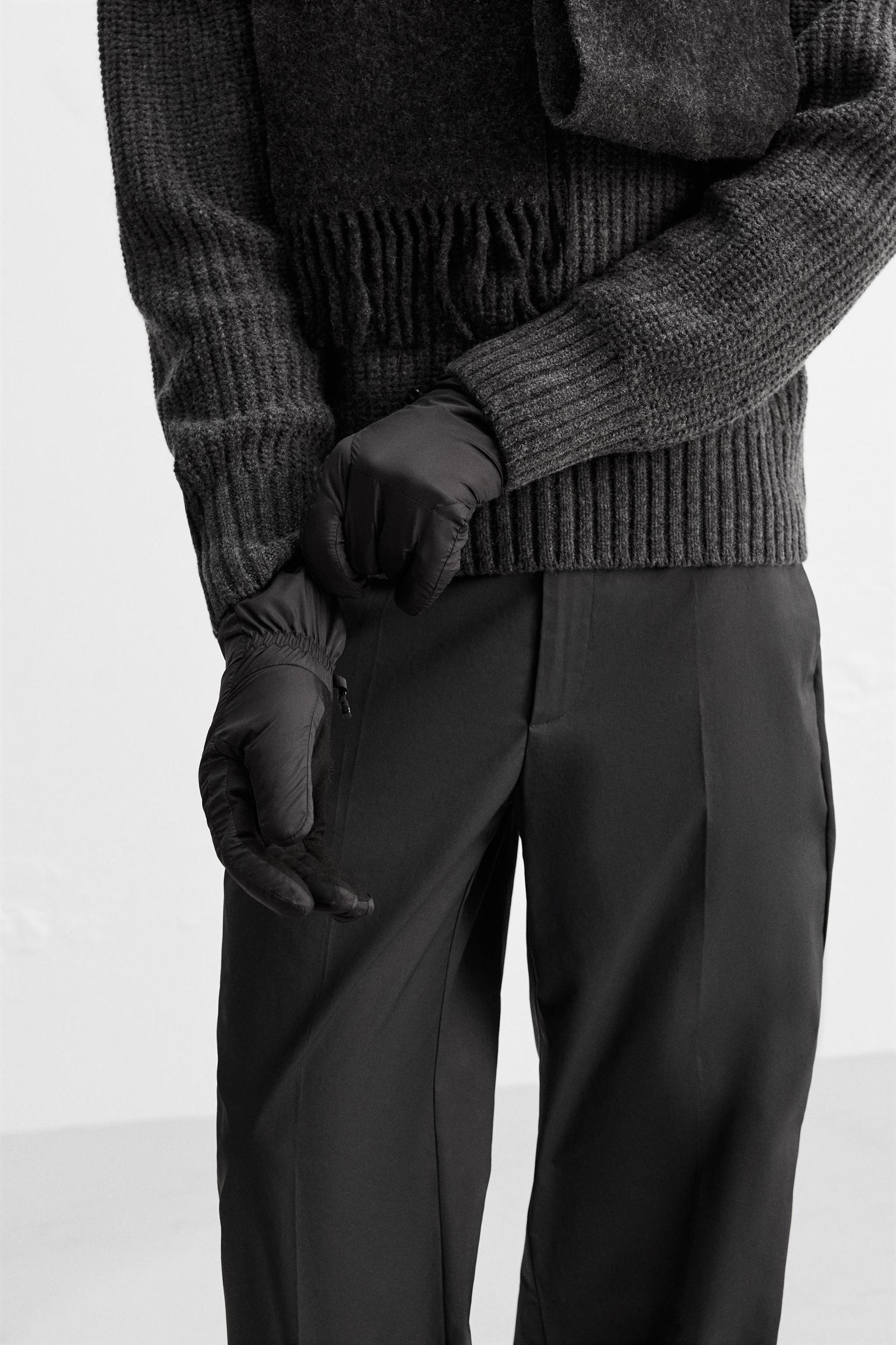 PADDED TECHNICAL GLOVES Product Image