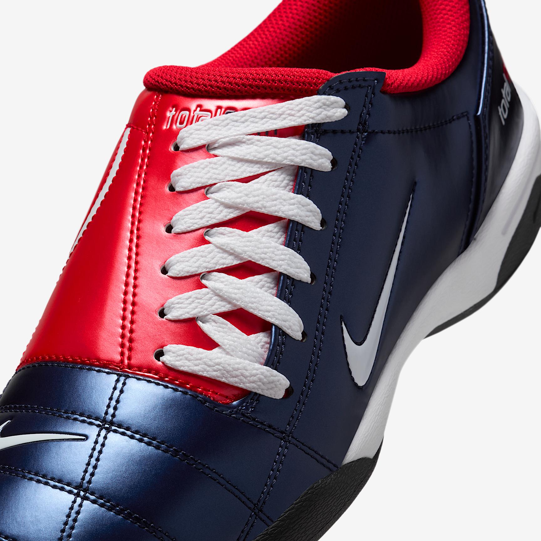 Nike Men's Total 90 Shoes Product Image