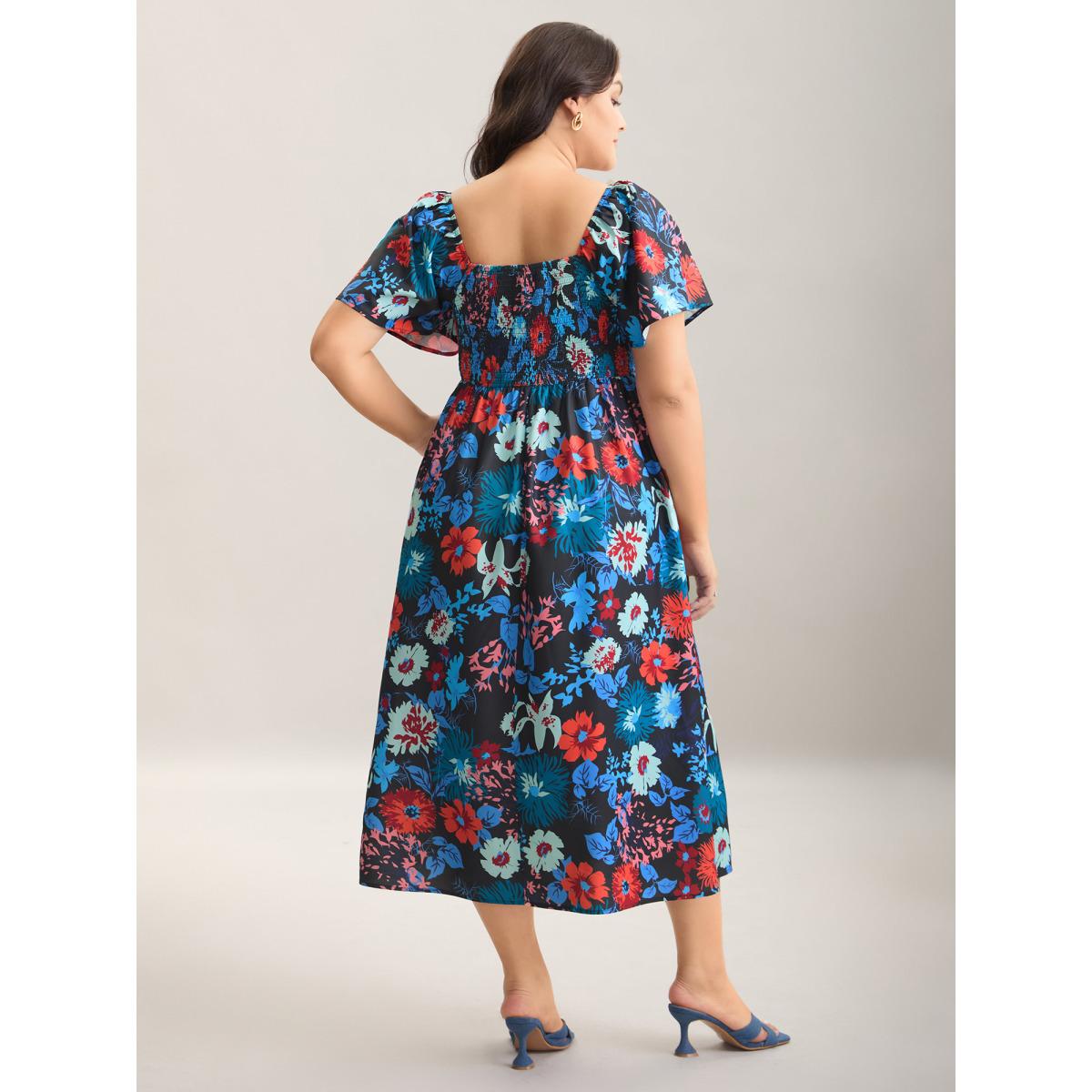 Plus Size Floral Shirred Square Neck Pocket Midi Dress Indigo Women Romantic Non Square Neck Short sleeve Curvy Midi Dress BloomChic 14-16/1X Product Image