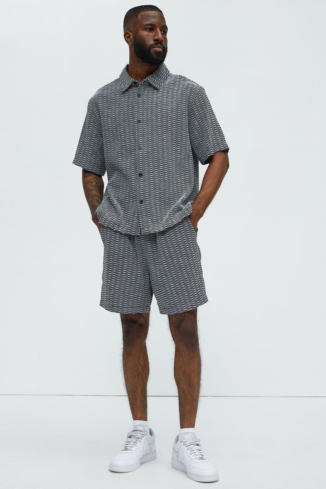 Textured Chenille Pattern Shorts - Black/White Product Image