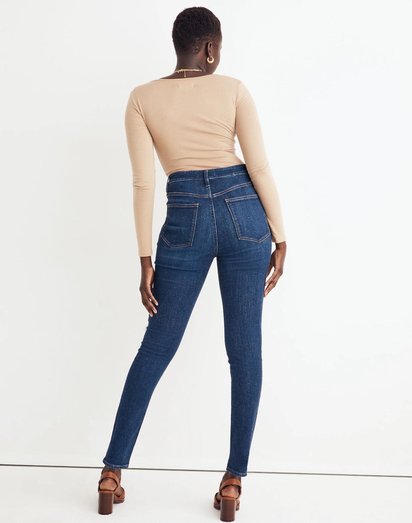 Curvy High-Rise Skinny Jeans in Seville Wash Product Image