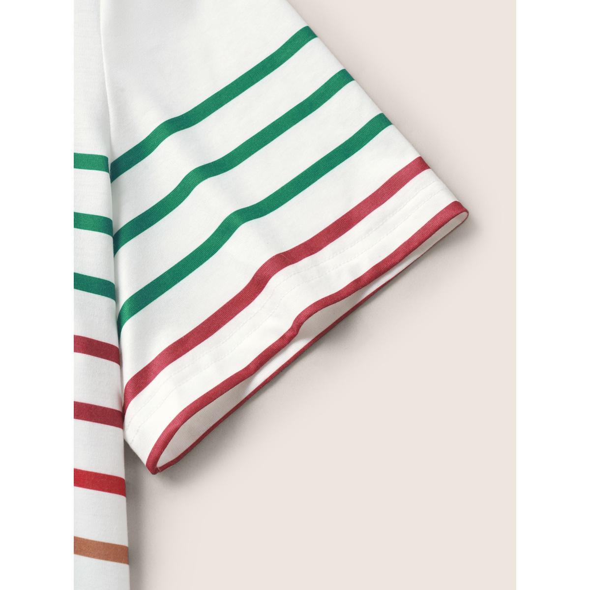 Plus Size Contrast Striped V Neck T-shirt White Women Casual Contrast Striped V-neck Everyday T-shirts BloomChic 18-20/2X Product Image