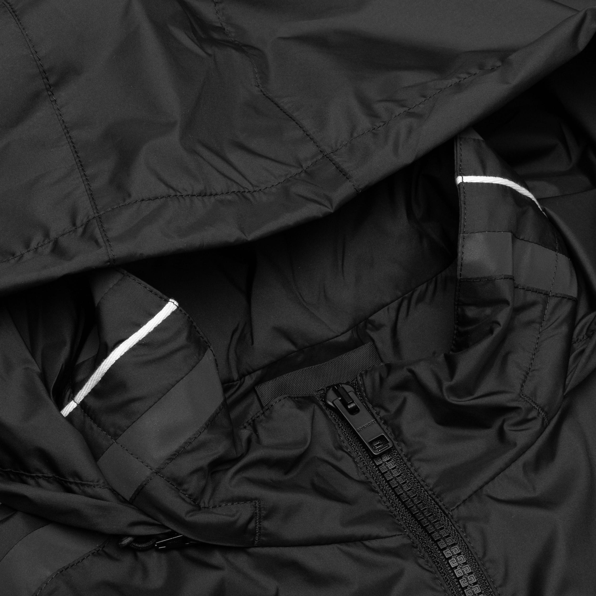 Outerwear - Black Male Product Image