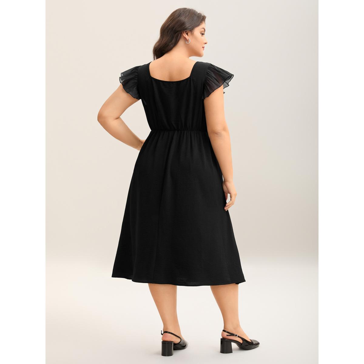 Plus Size Spliced Gathered Neckline Pockets Midi Dress Black Women Square Neck Cap Sleeve Curvy BloomChic 14-16/1X Product Image