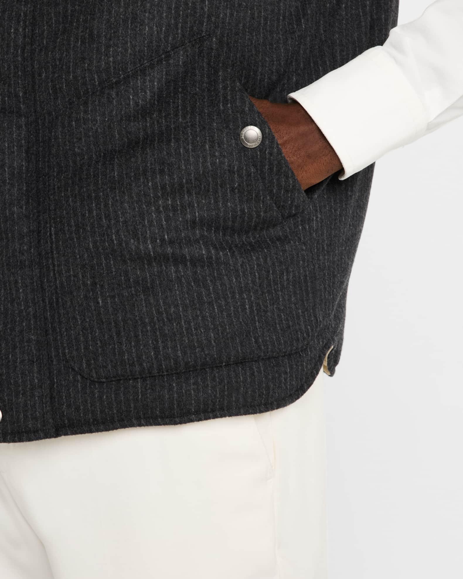 Men's Mixed Media Snap-Front Down Vest Product Image