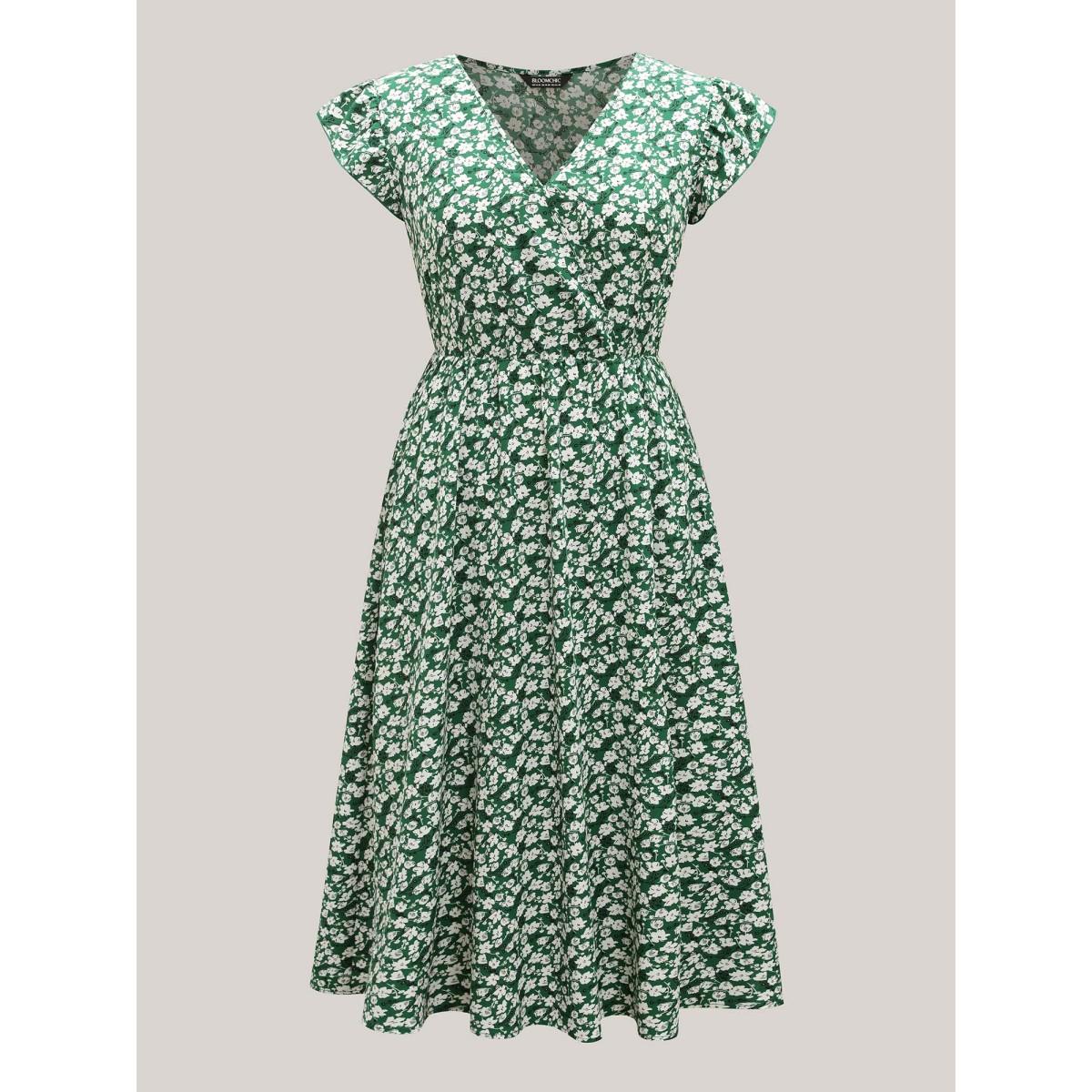 Plus Size Breezy Floral Print Flutter Sleeve Midi Dress Truegreen Women Elegant Ruffles Overlap Collar Cap Sleeve Curvy BloomChic 10/M Product Image