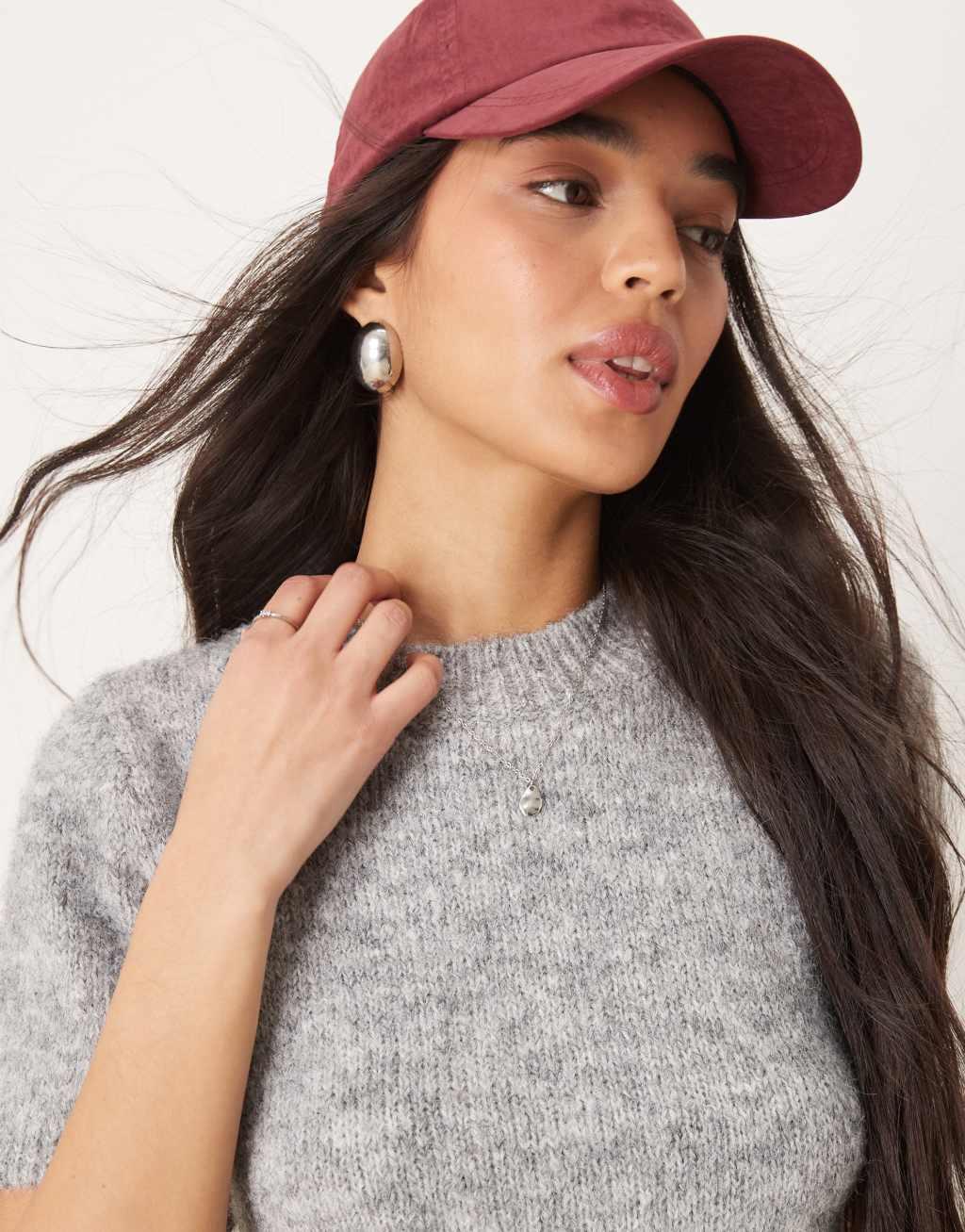 Gina Tricot fluffy knitted short sleeve sweater in gray melange Product Image