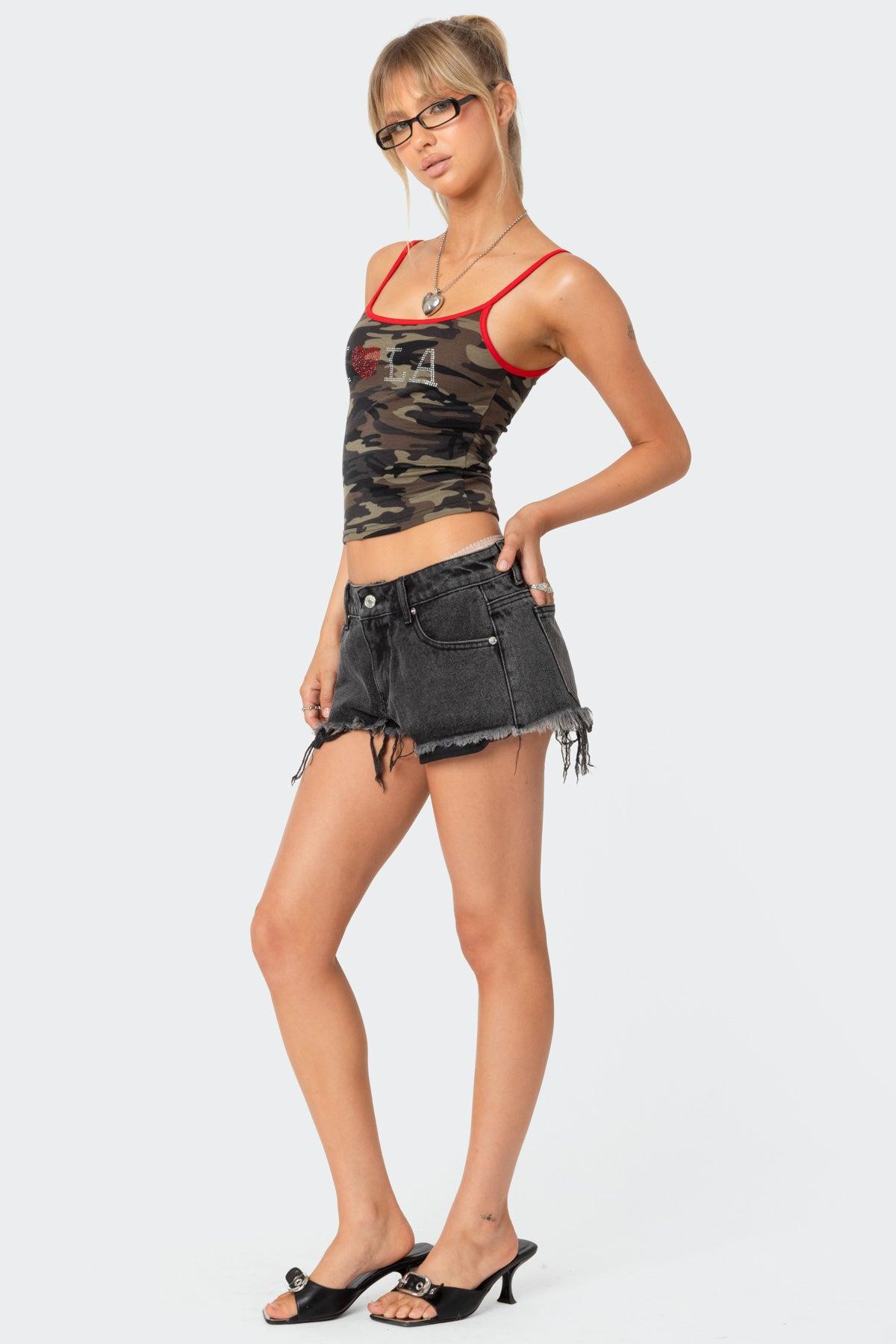 Exposed Pockets Low Rise Denim Shorts Product Image